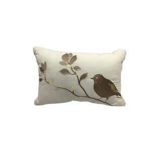 Madison Park Essentials Decorative White Pillow With Bird Appliqué In Gold 18X11
